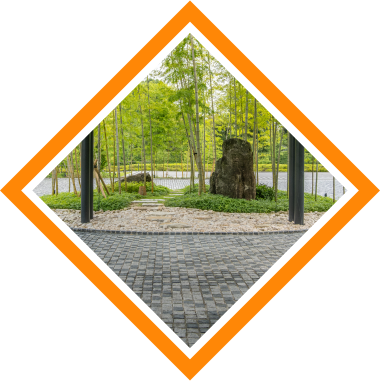 Commercial Courtyards